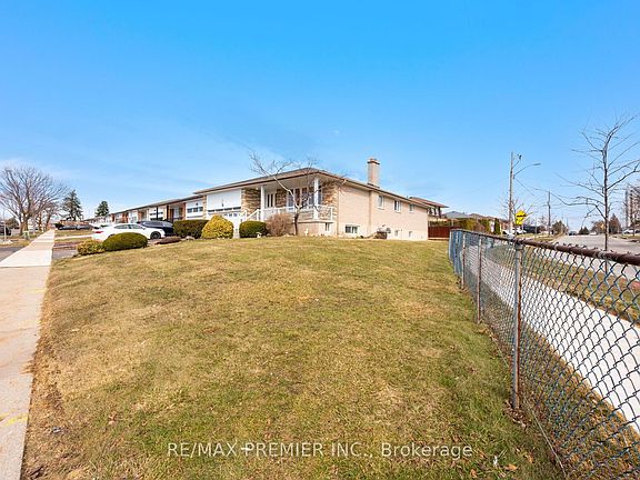 2nd image of 3 Mayberry Rd