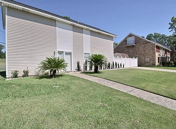 2nd image of 41 Ormond Meadows Dr