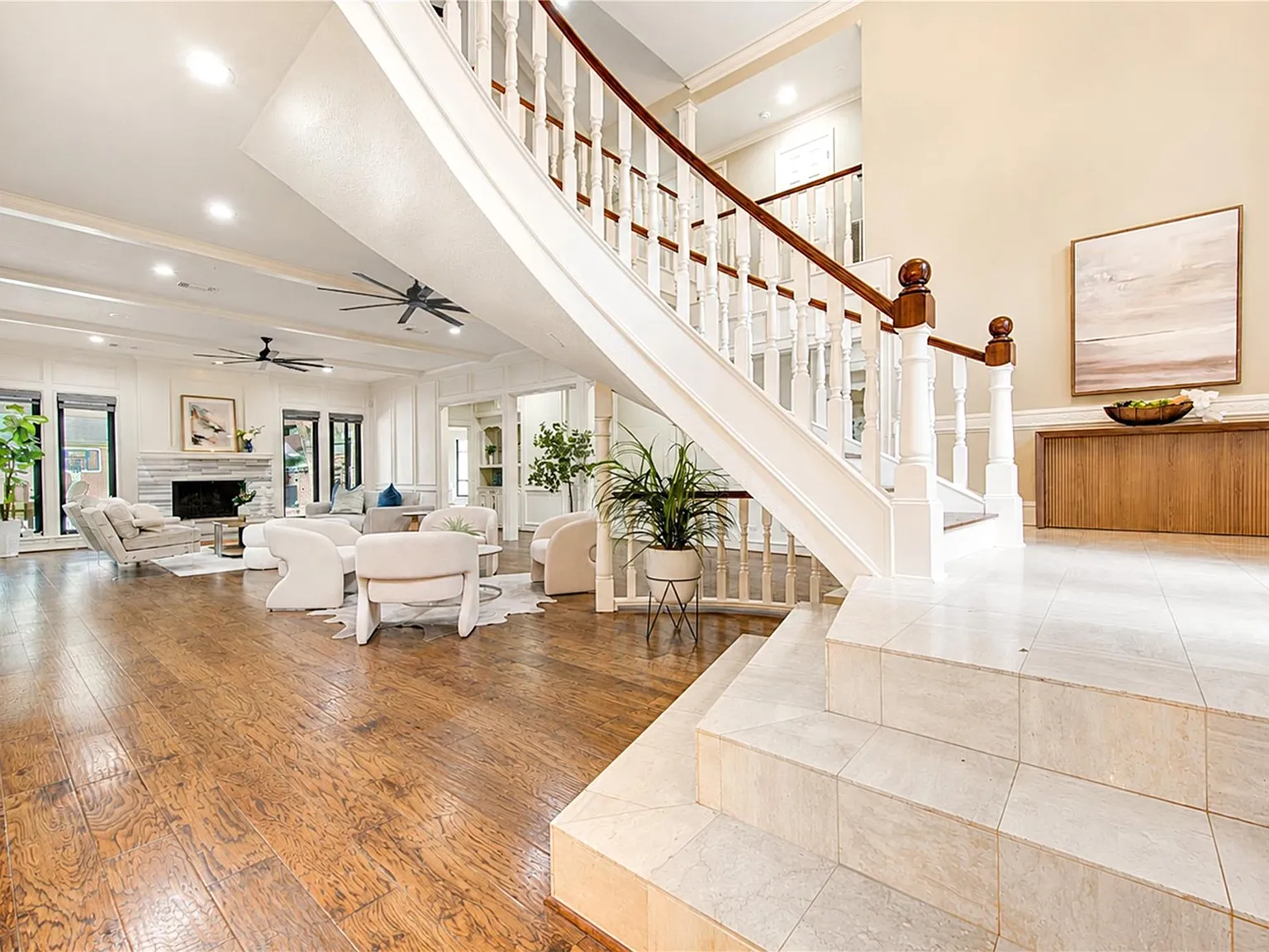 4 bed, 5.0 bath, 5293 sqft, $5,650 — Photo 4