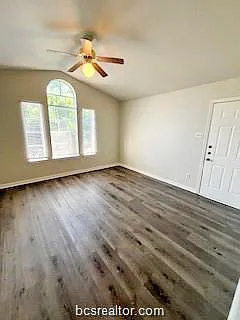 701D Balcones Dr #53 — Photo 15
