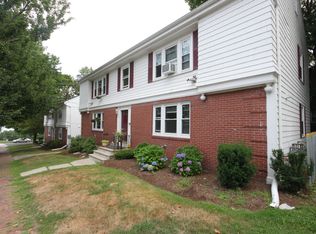 10 Melbourne St APT 1, Portland, ME 04101