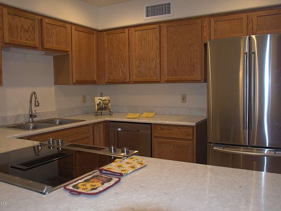 4th image of 5449 N Via Del Arbolito