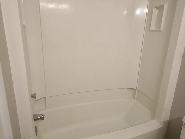 1613 Forest Hill Ct — Photo 9