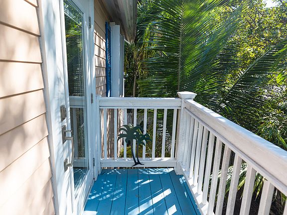 3rd image of 1012 Packer St #7A