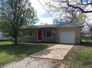 1337 S Estate Ave, Springfield, MO 65804