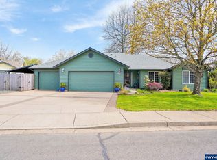 242 SE Ironwood Ave, Dallas, OR 97338