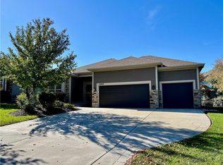 10842 S Theden St, Olathe, KS 66061
