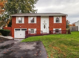 214 Duxbury Rd, Rochester, NY 14626