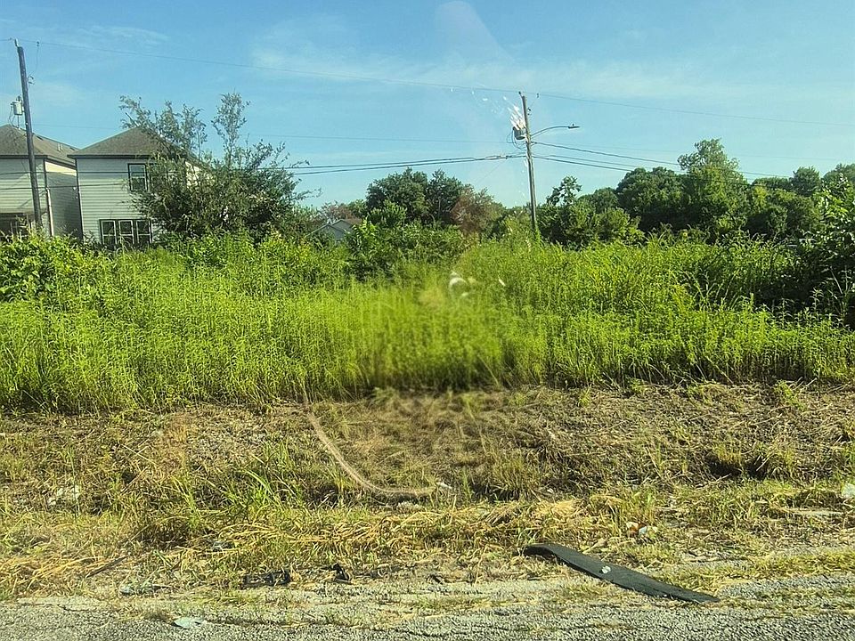 1st image of 0 Rue St