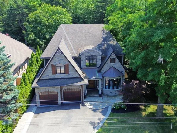 4180 Lakeshore Rd, Burlington, ON L7L 1A4