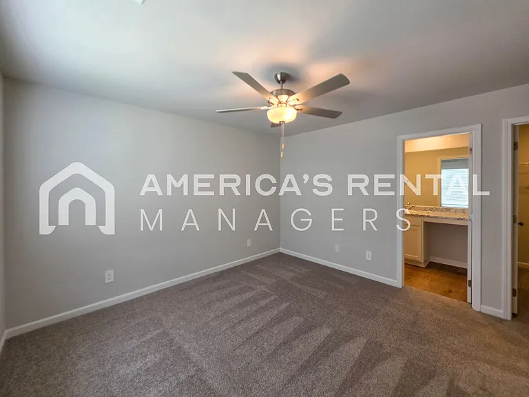 4115 Hudson Rd — Photo 31