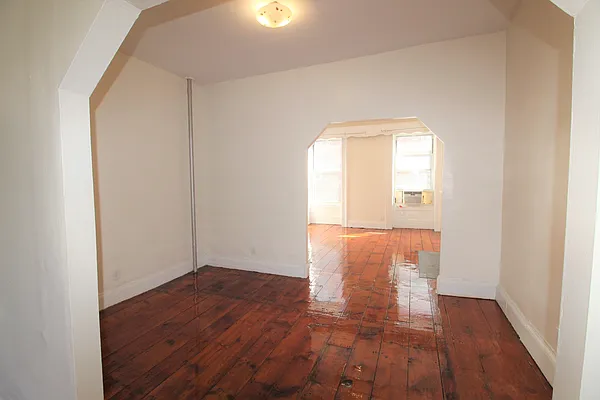 Rented by Compass | media 9