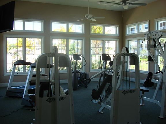 4th image of 8571 Amberjack Cir Unit 303