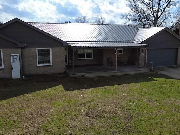 2nd image of 645 N Parkway Dr
