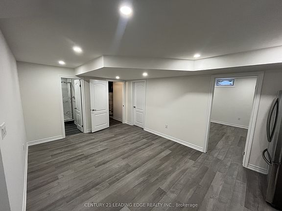 5th image of 57 Queen Isabella Cres #Basement