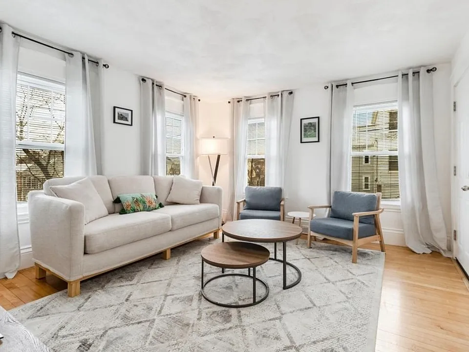 65 King St #1