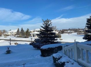 695 Dunbarton Dr, Inverness, IL 60010