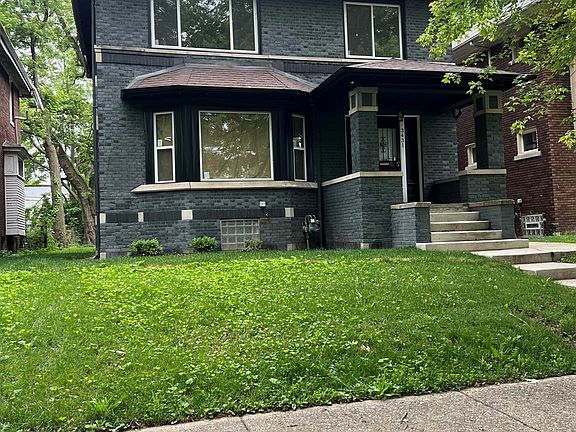 2nd image of 3431 Field St