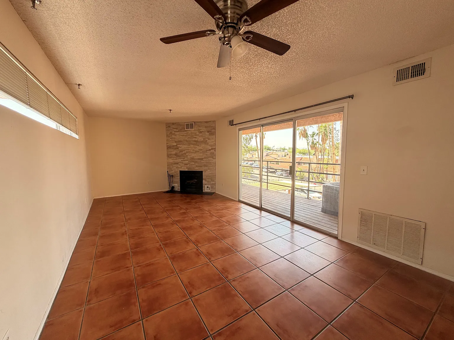 2601 W Broadway — Photo 3
