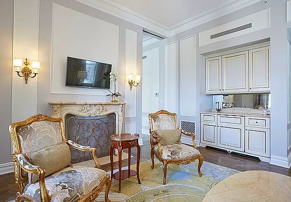 4th image of 768 5th Ave #1940