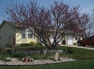 3695 Dublin St NW, Grand Rapids, MI 49534