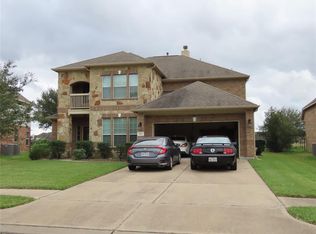 9523 Emerald Lakes Dr, Rosharon, TX 77583