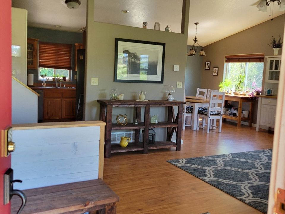 21133 Handley Loop, Clinton, MT 59825 Zillow