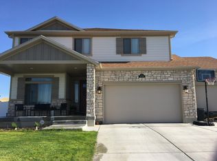 1094 W Tivoli Way, Syracuse, UT 84075