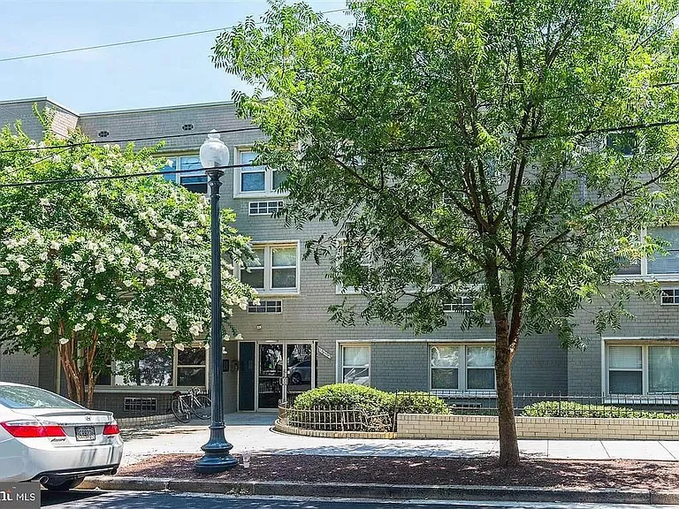 610 Longfellow St NW #306 — Photo 1