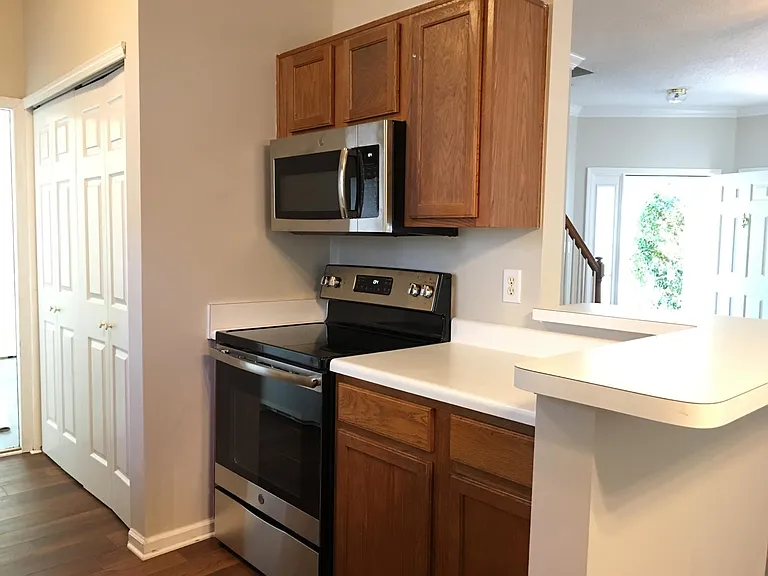 628 N Fairfield Dr — Photo 6