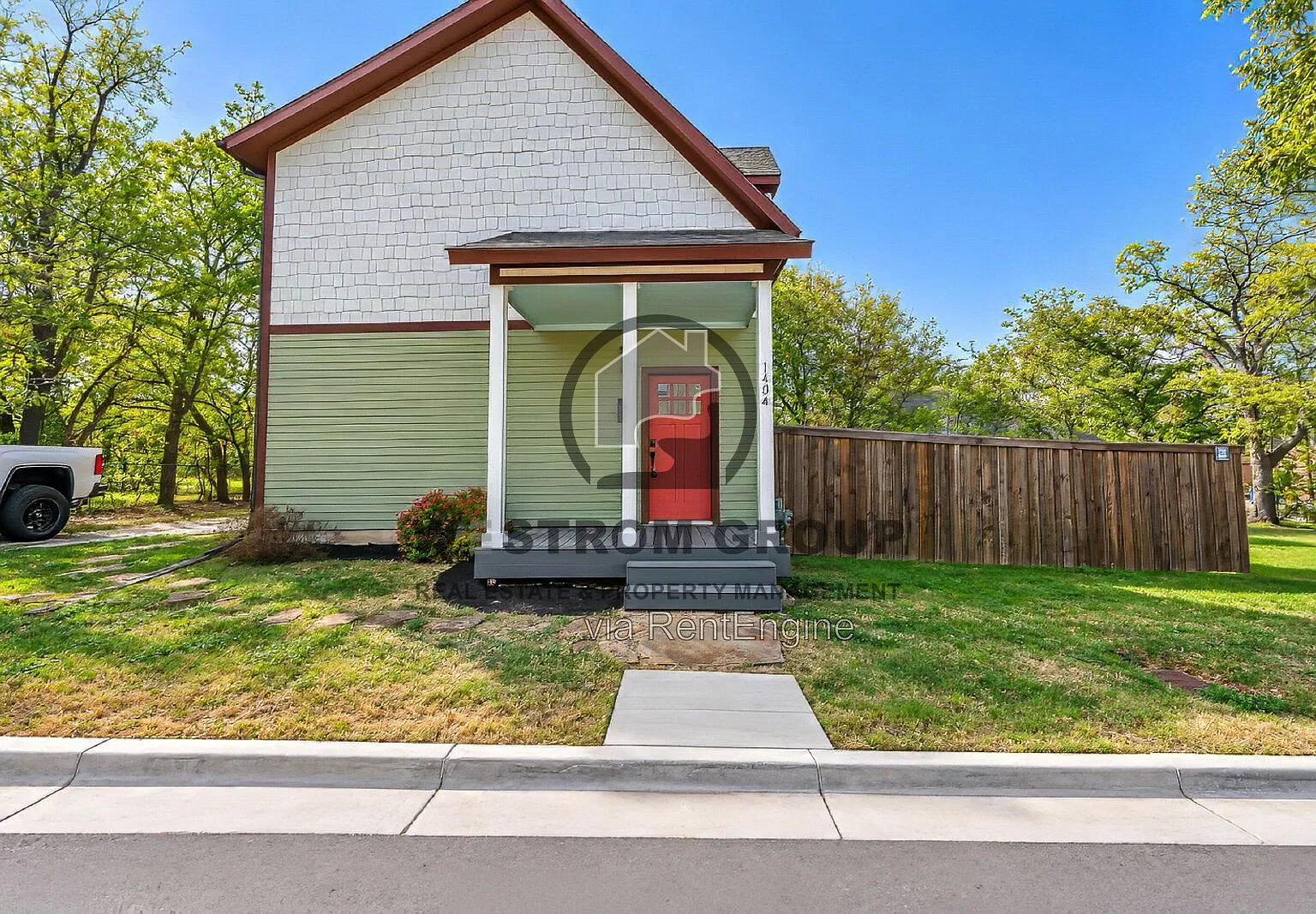 1 bed, 1.0 bath, 1120 sqft, $1,995 — Photo 1