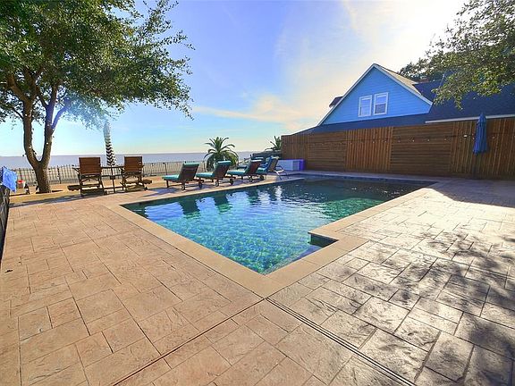 2nd image of 8438 Ocean Dr