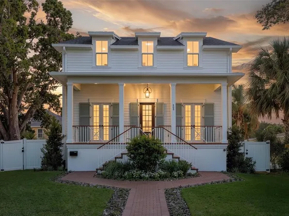 808 39TH AVENUE NE, ST PETERSBURG, FL 33703