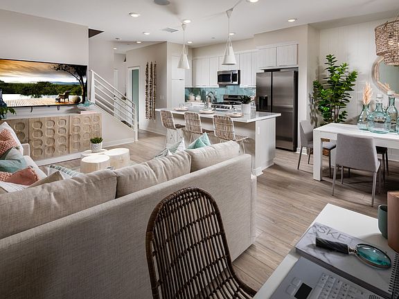 Great Room Dining Kitchen