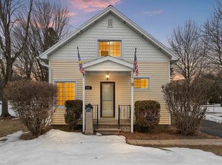 418 Smith Ave, Oconto, WI 54153