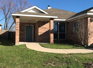 2821 Wakecrest Dr, Fort Worth, TX 76108