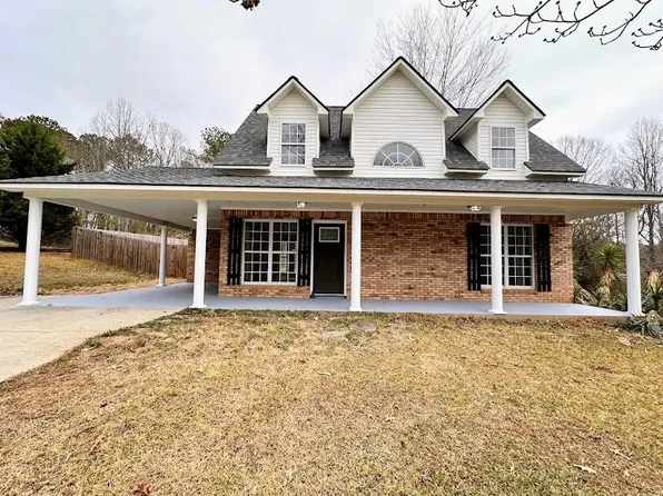 88 Cook St, Tallapoosa, GA 30176