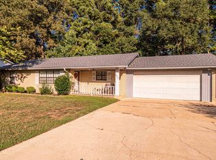 479 Palisade Dr, Camden, AR 71701