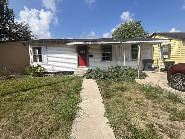 525 College St, Alice, TX 78332