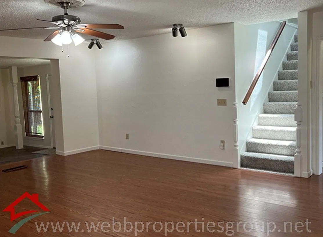 4 bed, 2535 sqft, $2,150 — Photo 4