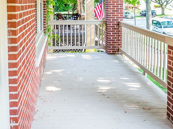 4th image of 6445 N Newland Ave