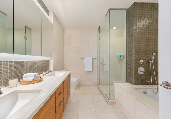Sold by Douglas Elliman | media 8