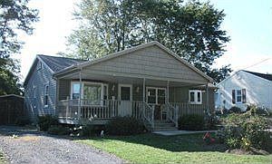 1st image of 4107 Rockwell Ave