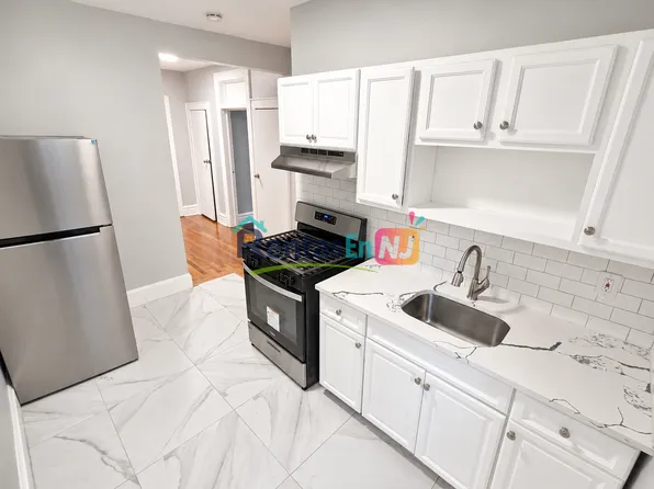 846 S Orange Ave #4A, Newark, NJ 07106