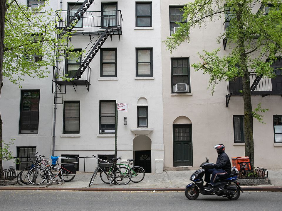 1st image of 118 Perry St APT J41