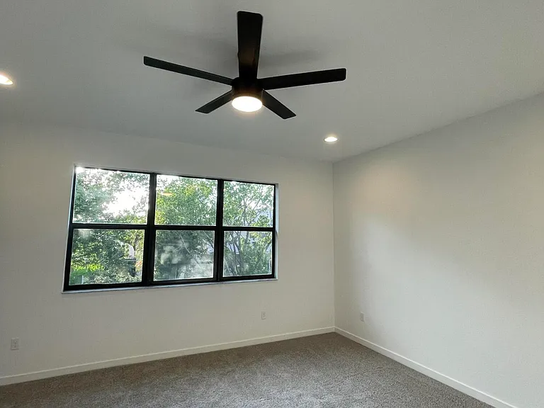 4415 Arcturus Ln — Photo 22