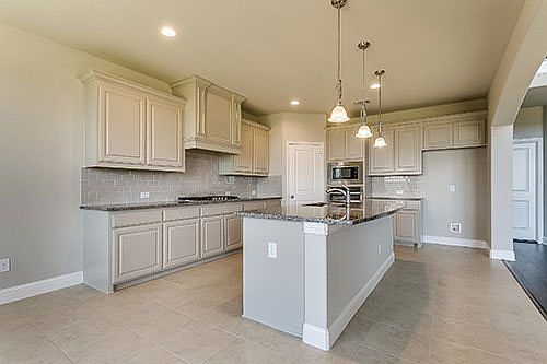 2nd image of 150 Fairweather Dr