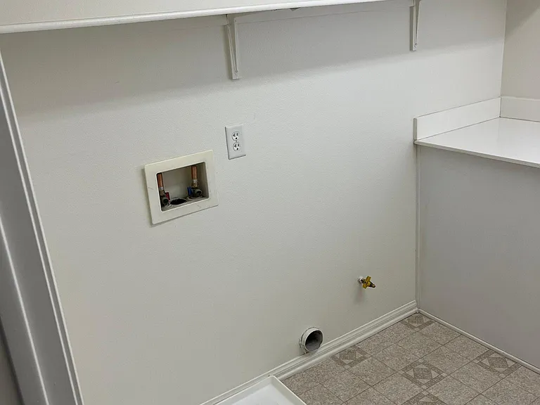 Washer and GAS dryer hookups