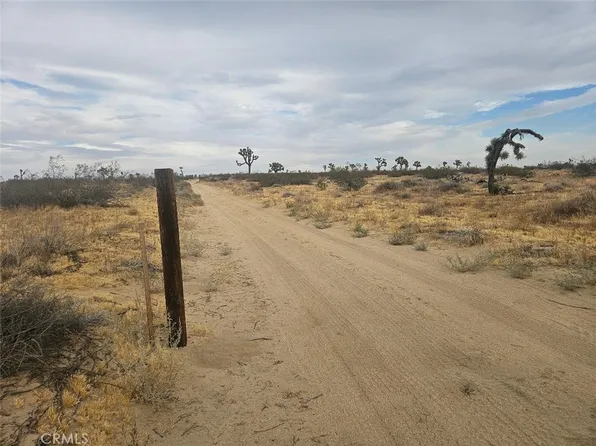 205 E Avenue J4 Lot 19, Lancaster, CA 93535