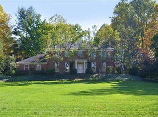 6009 Berwynd Rd, Fairfax, VA 22030